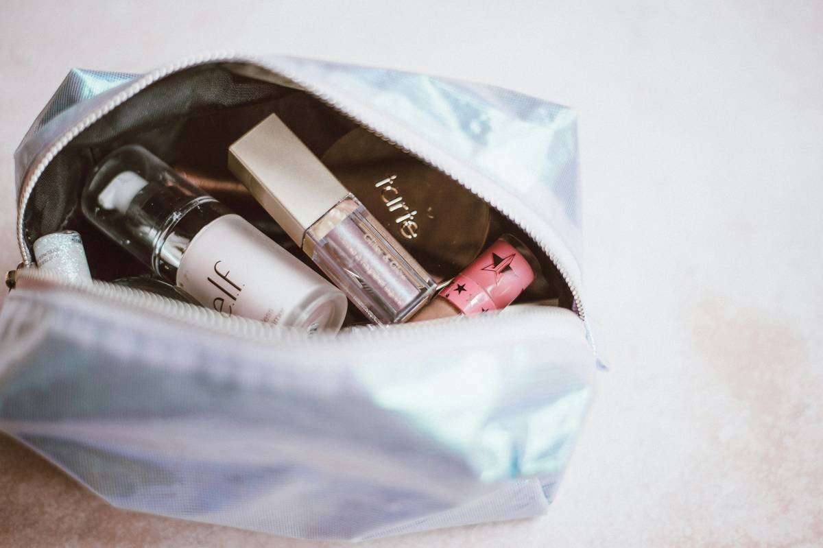 Why Compact Design in Lip Liners Is Your Makeup Bag’s Secret MVP